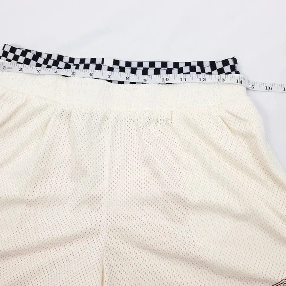 🤸🏽‍♀️🤾‍♀️🤽🏼‍♀️ Fabletics Three-Point Basketball Short 🏀🤸🏽‍♀️🤾‍♀️🤽‍♀️ - Picture 9 of 13